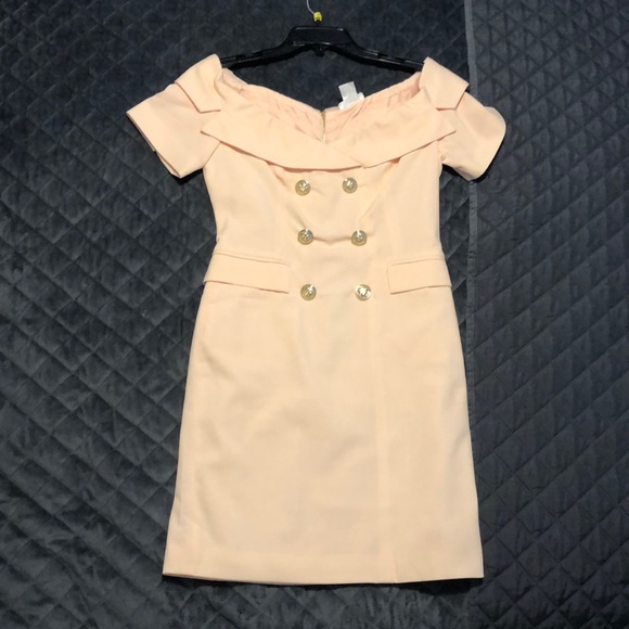 Button details off the shoulder dress size 6 - Picture 2 of 3